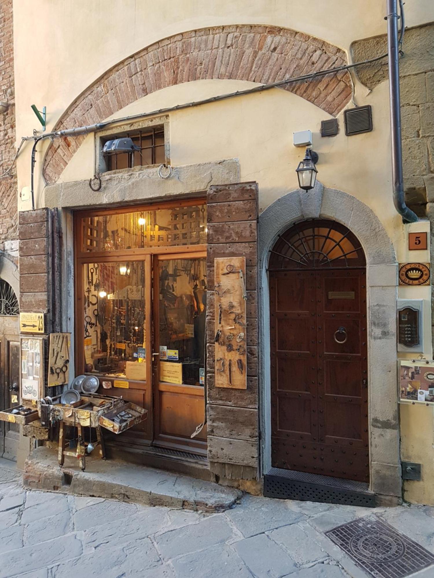 La Corte Del Re Suite & Rooms Arezzo Esterno foto